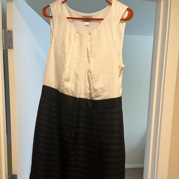 Ann Taylor Loft Dress NWT Size 12 - Picture 1 of 3